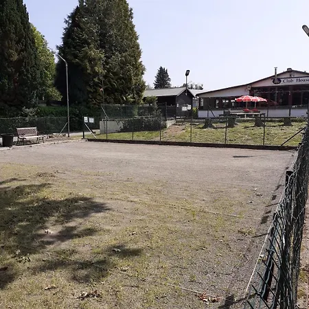 5 Personnes Avec Piscine Chalet *